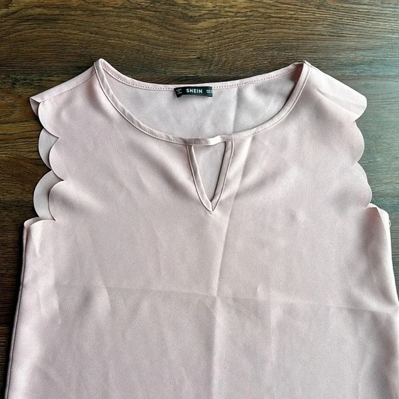 SHEIN Light Pink Shirt with Scalloped Sleeve | Scallop Sleeves | SHEIN | Pink - Picture 2 of 8